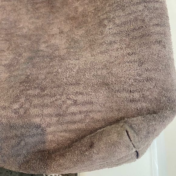 Sale! Authentic Louie Vuitton Grey Suede Leather Purse - Picture 7 of 7